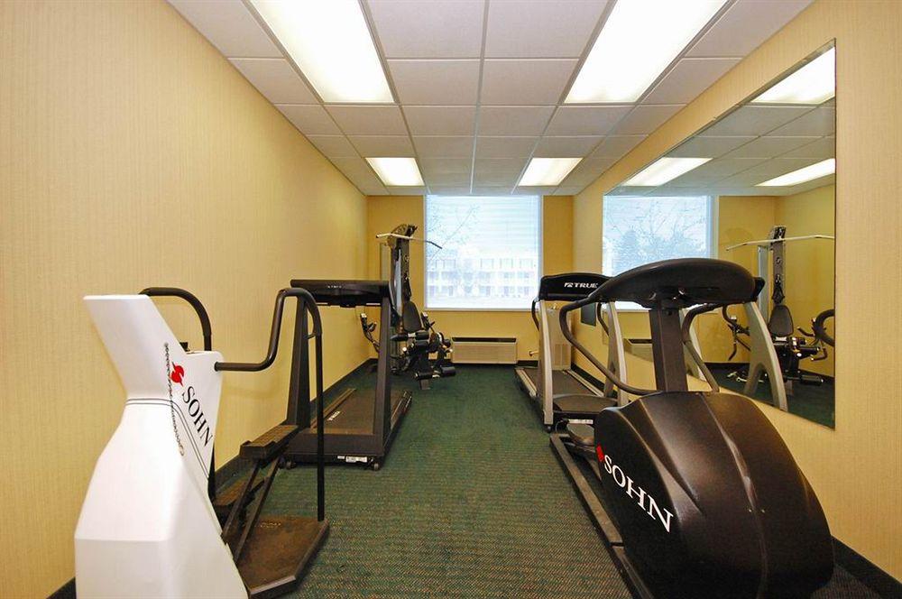 Best Western Airport Inn & Suites Cleveland Brook Park Eksteriør billede