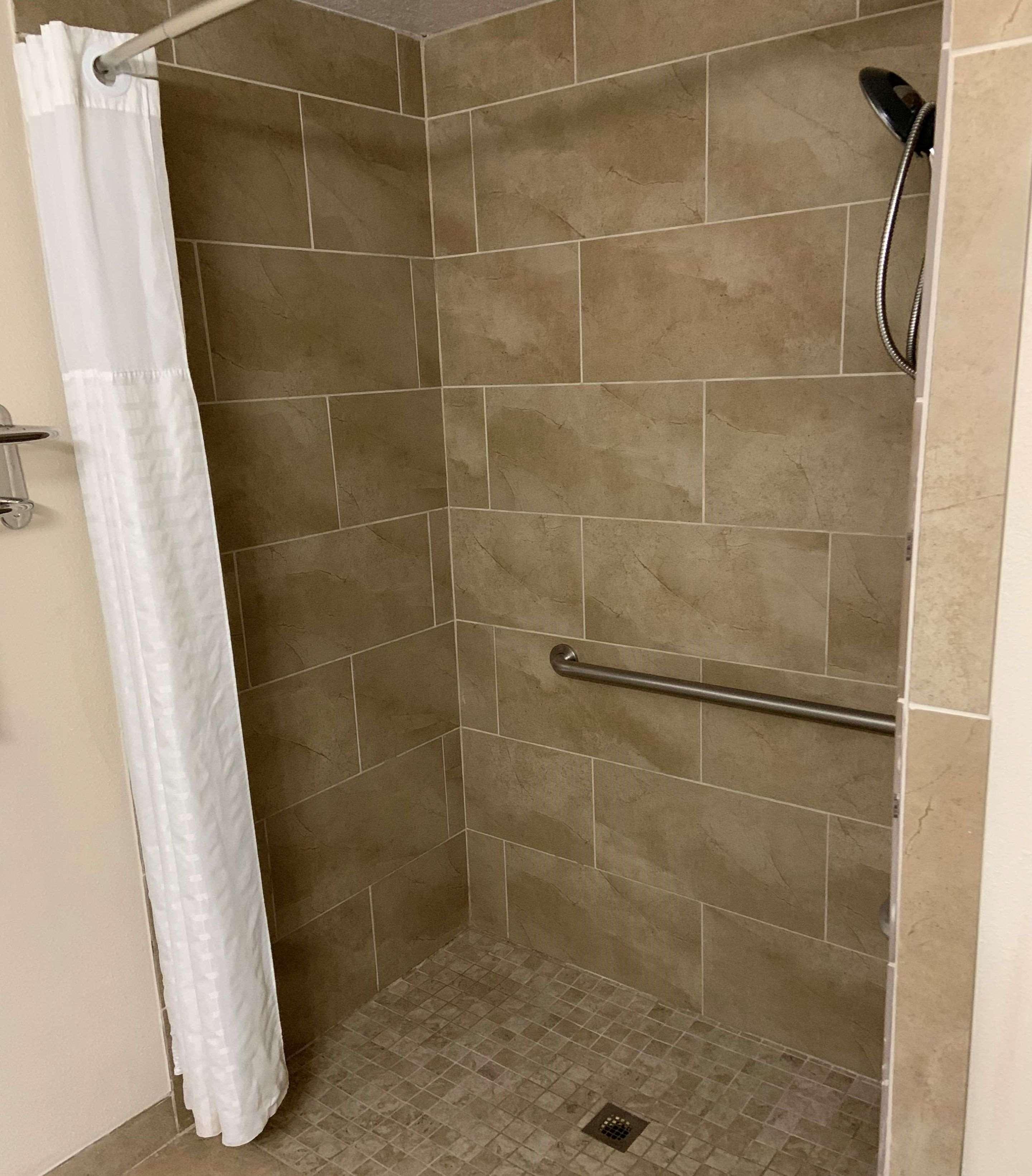 Best Western Airport Inn & Suites Cleveland Brook Park Eksteriør billede