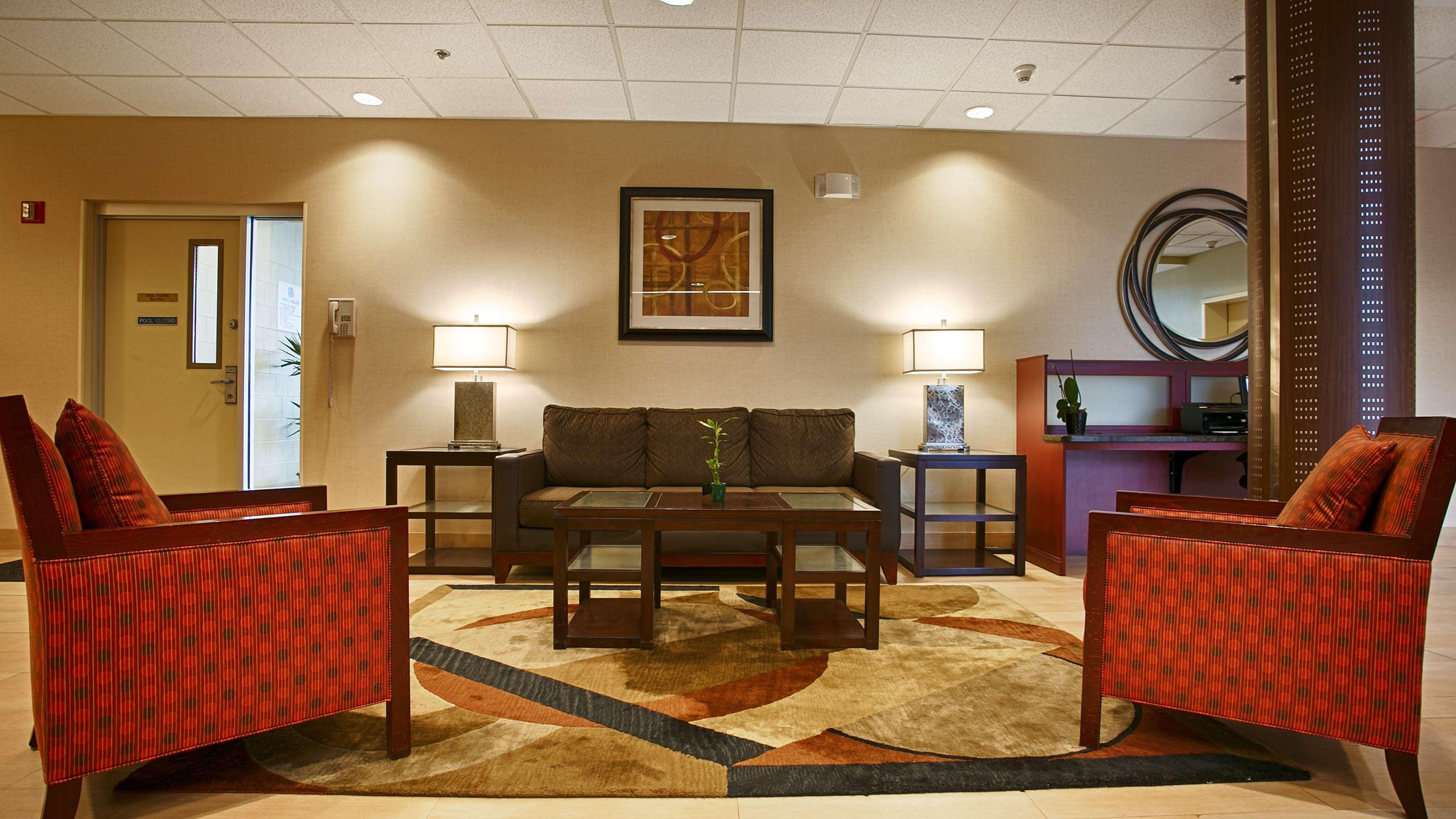 Best Western Airport Inn & Suites Cleveland Brook Park Eksteriør billede