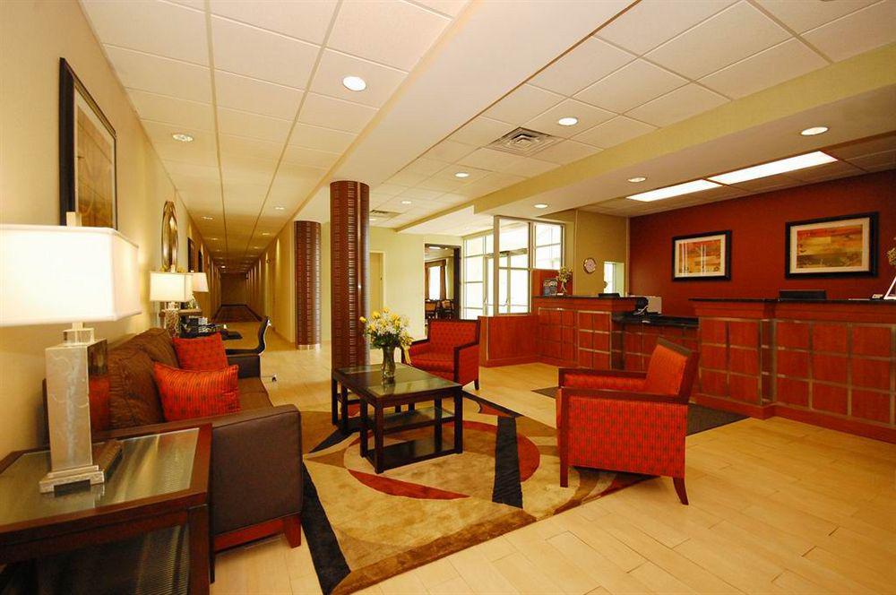 Best Western Airport Inn & Suites Cleveland Brook Park Eksteriør billede