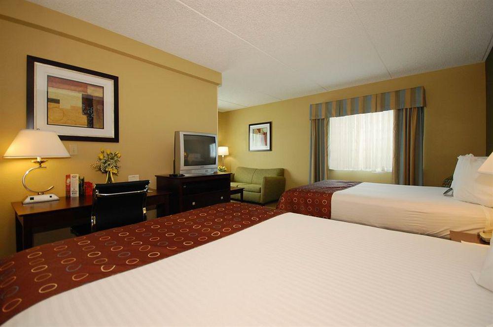 Best Western Airport Inn & Suites Cleveland Brook Park Værelse billede
